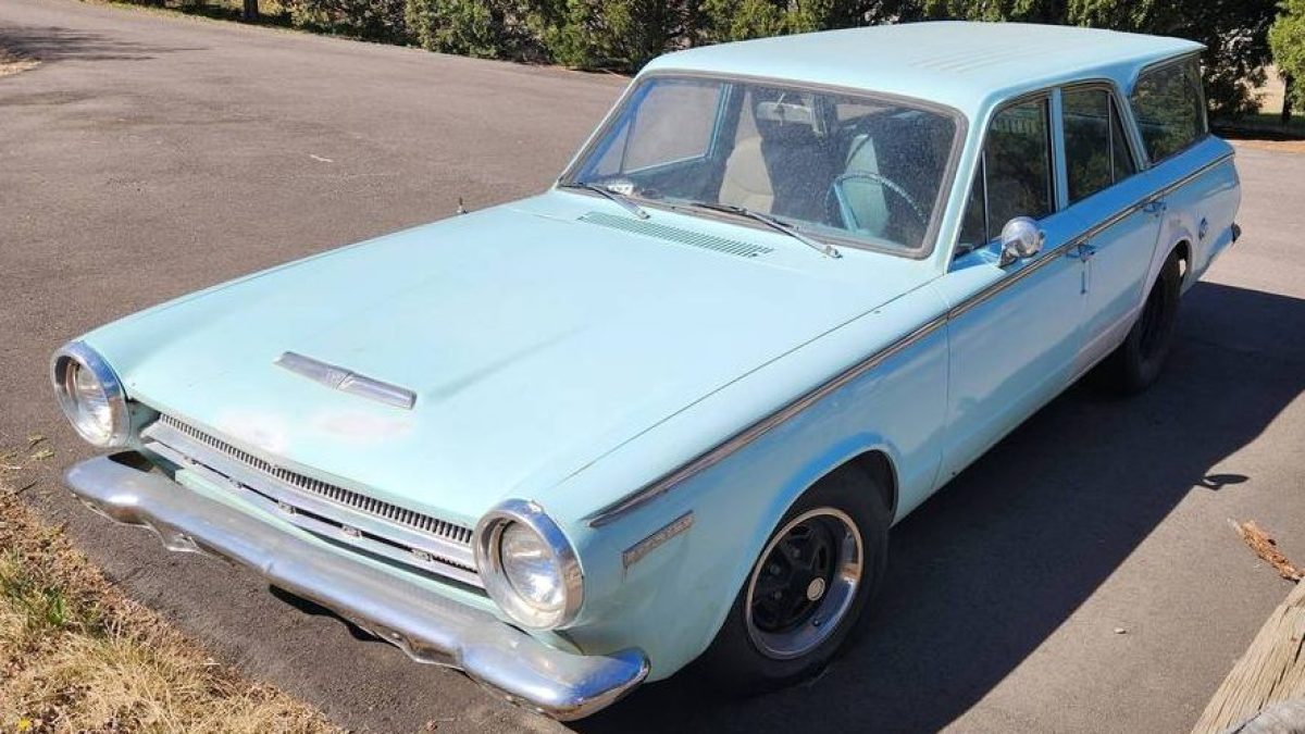 Restomod V8 Wagon? 1964 Dodge Dart 270 | Barn Finds