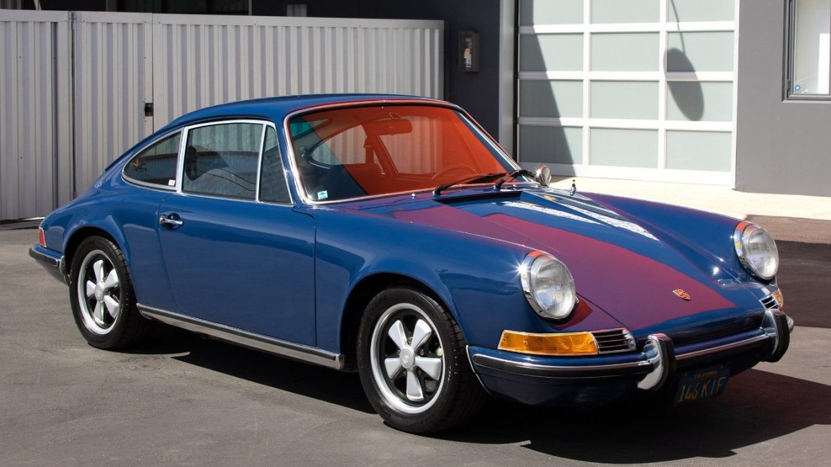 Turnkey Survivor: 1971 Porsche 911 T | Barn Finds