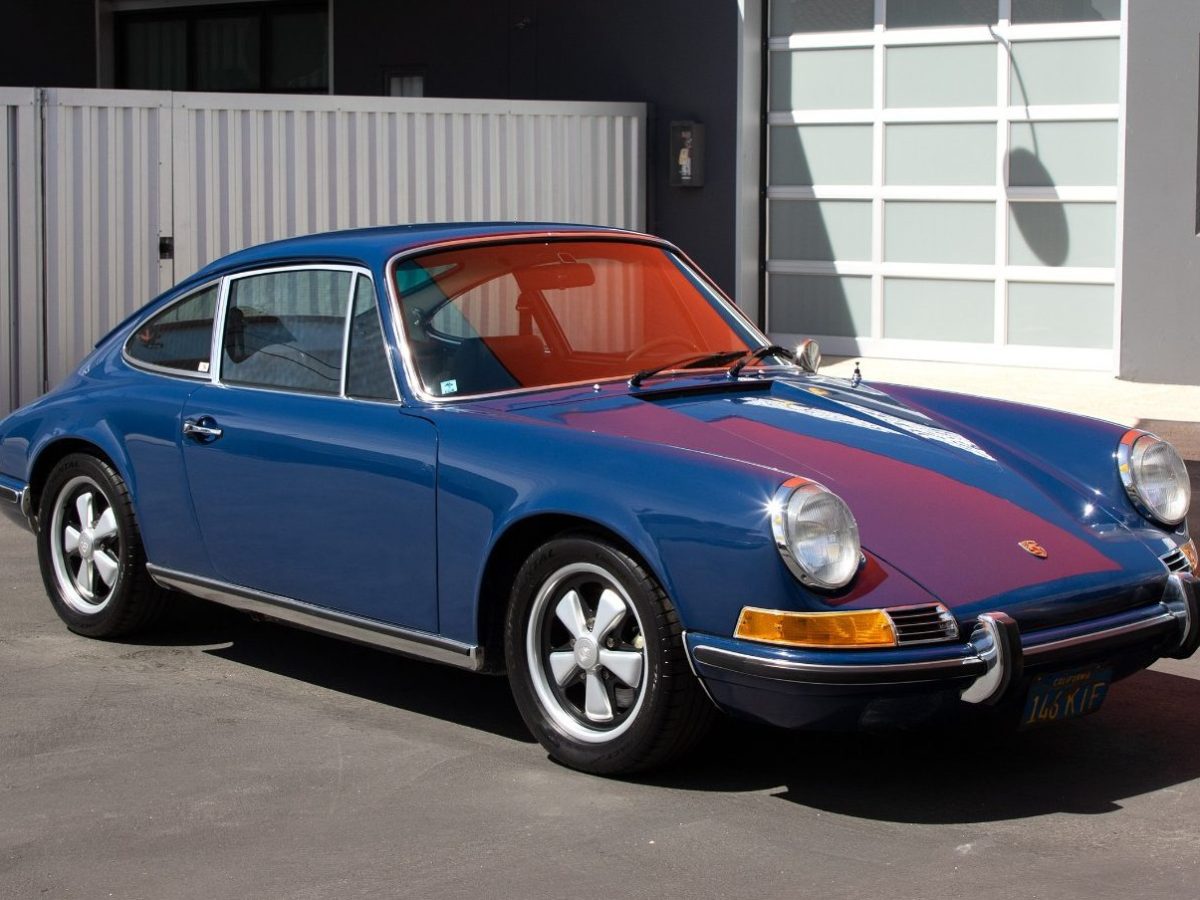 Turnkey Survivor: 1971 Porsche 911 T | Barn Finds