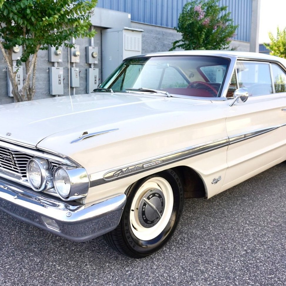 390 Tri-Power: 1964 Ford Galaxie 500 XL | Barn Finds