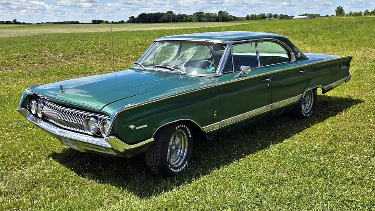 4-Door Marauder! 1964 Mercury Park Lane | Barn Finds