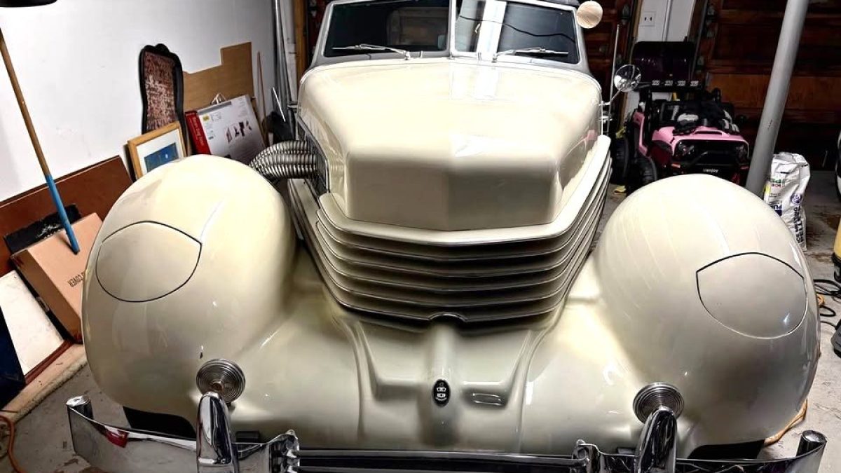 Rare Replicar: 1966 Cord 8/10 Mini-Me | Barn Finds