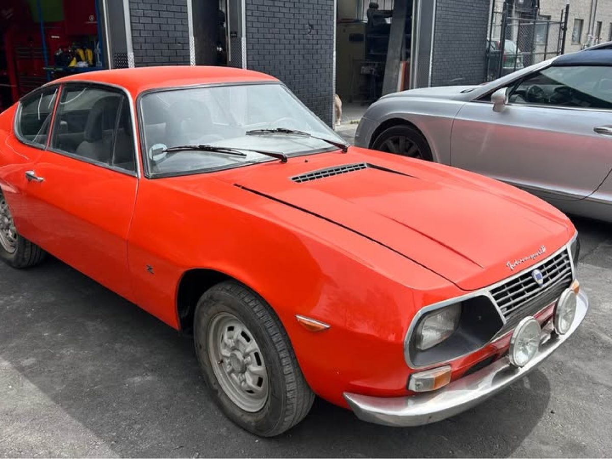 Italian GT: 1972 Lancia Fulvia Sport Zagato | Barn Finds