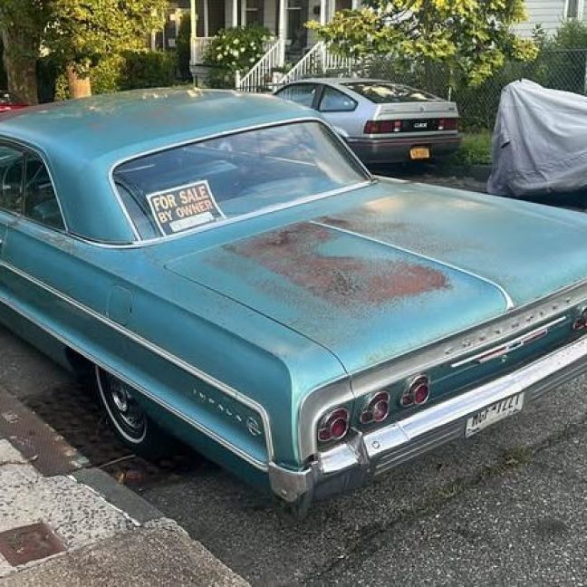 1964-Impala-rear-left-