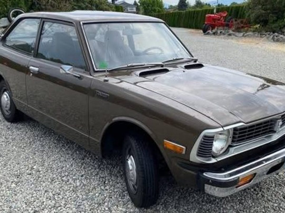 Nicest One Left? 1974 Toyota Corolla | Barn Finds