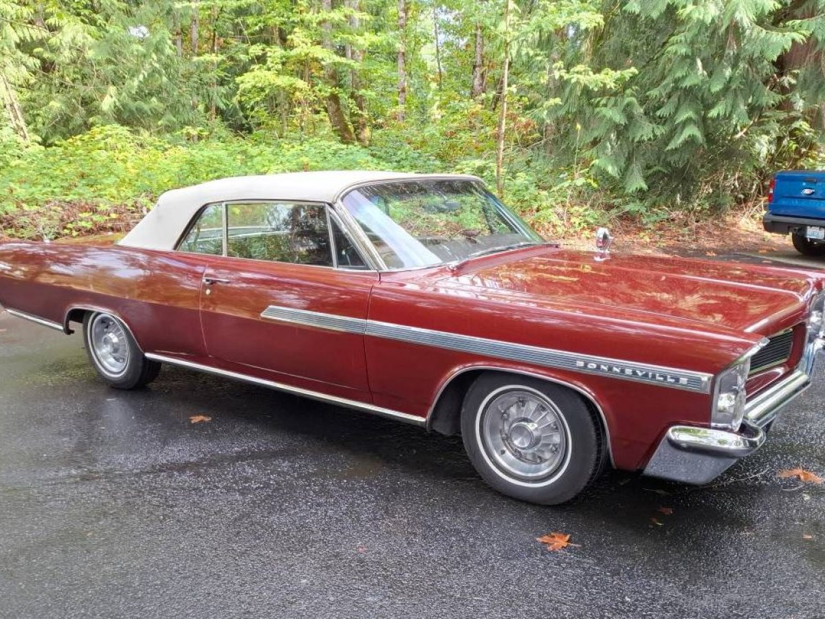 389 Tri-Power: 1963 Pontiac Bonneville Convertible | Barn Finds