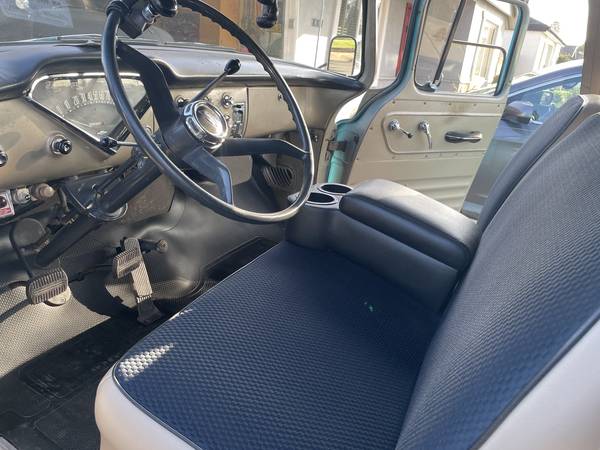 1960 Chevrolet Apache Suburban Carryall interior