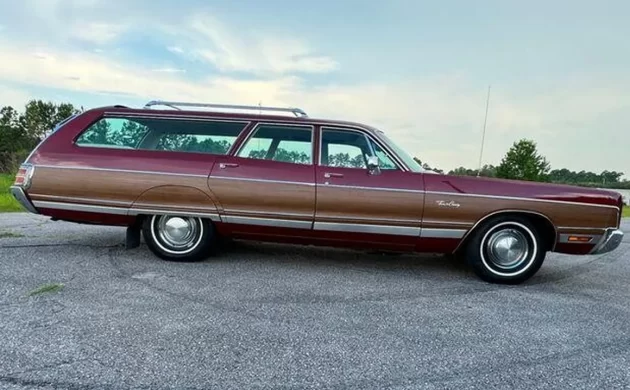 1973 Chrysler Town and Country