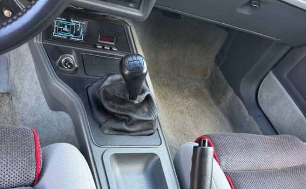 1985 Ford Mustang GT shifter