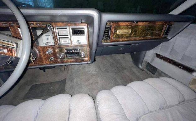 1977 Lincoln Mark V Cartier dash