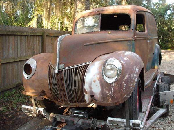 barn-find-1940-ford-panel-van-grill